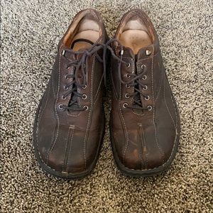 Clarks dress/casual shoe